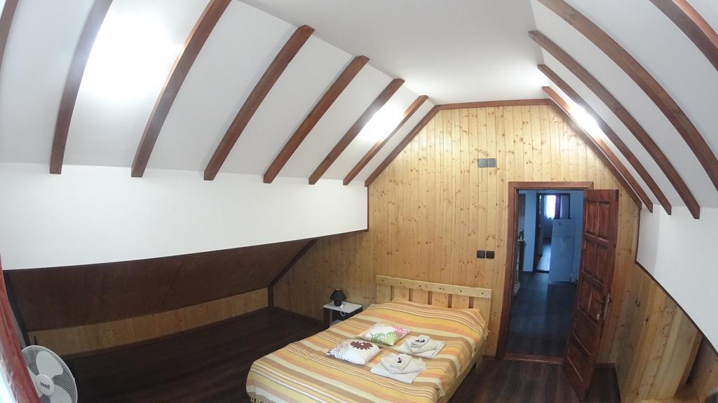 Mansarda Maradu * Sinaia